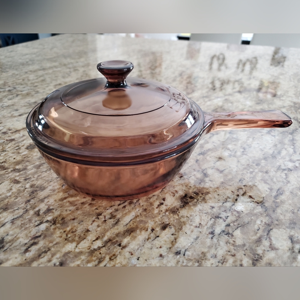 Vintage Vision Corning Ware Amber .5Liter Saucepan Pot With Lid